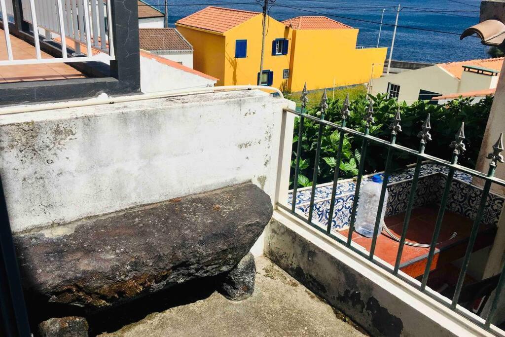 Apartamento Vista Do Mar A Ribeira Quente Luaran gambar